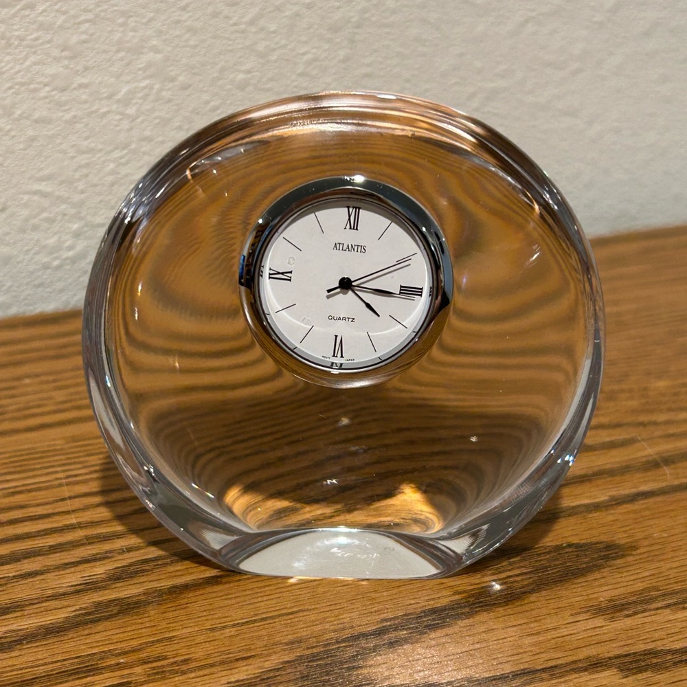 Atlantis Crystal Quartz Desk Clock